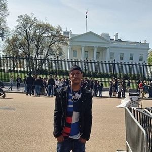 Meet your Posher, Dontae